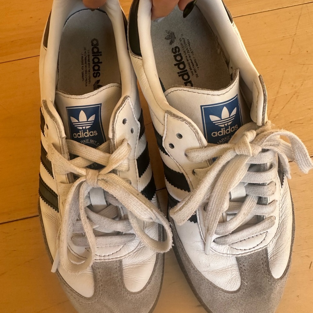 Adidas Sambas White and Black Sneaker - Picture 5 of 7